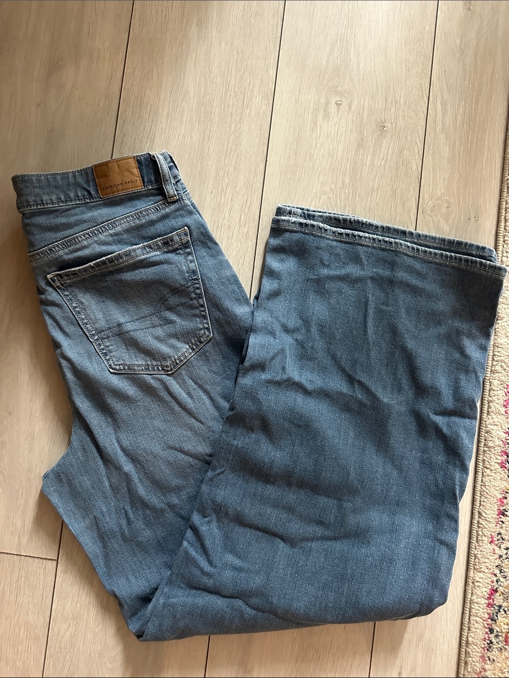 American Eagle Outfitters women’s wide leg